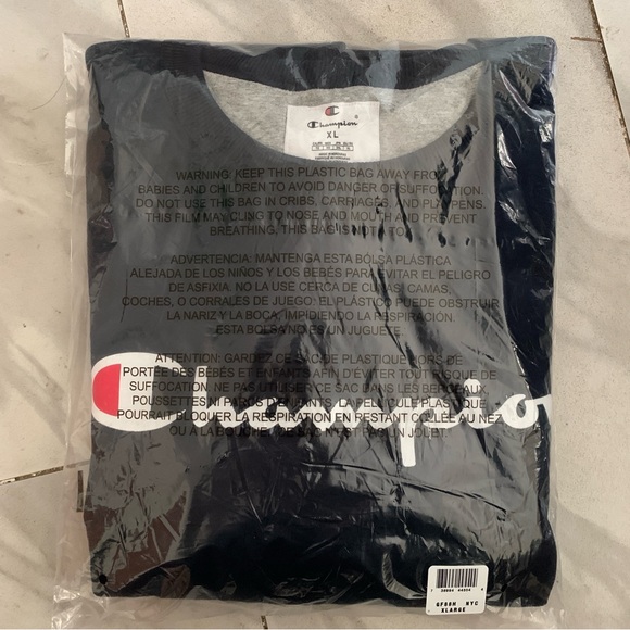 Champion Men's Sweatshirt, Powerblend, Fleece Midweight Crewneck Sweatshirt - Picture 1 of 4